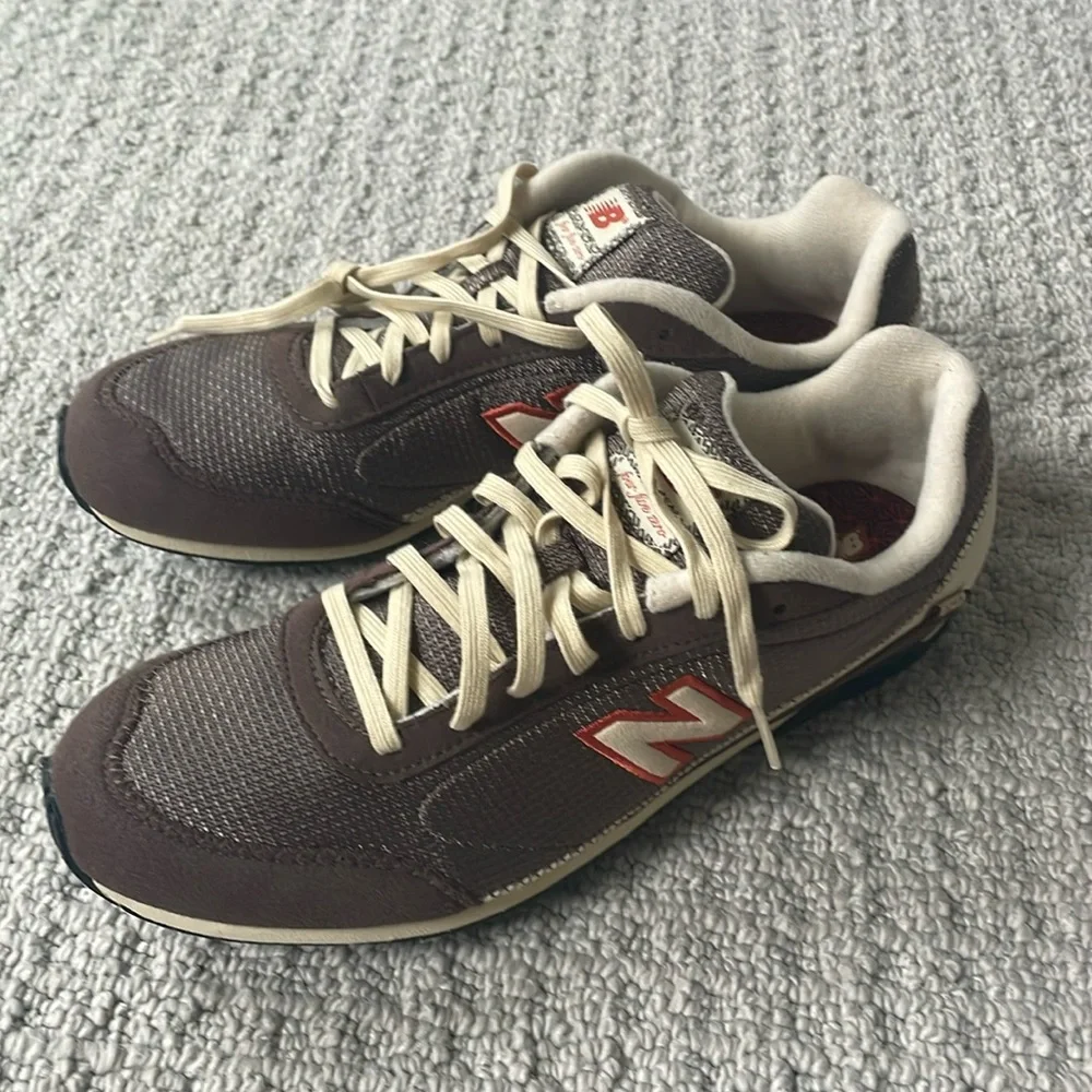 NWOT New Balance Four Five Zero Athletic Shoes- Size 8
